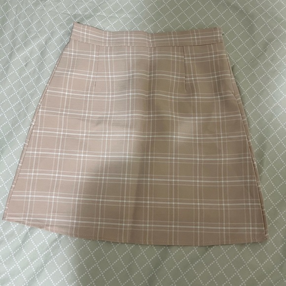 Plaid skirt - Picture 4 of 4